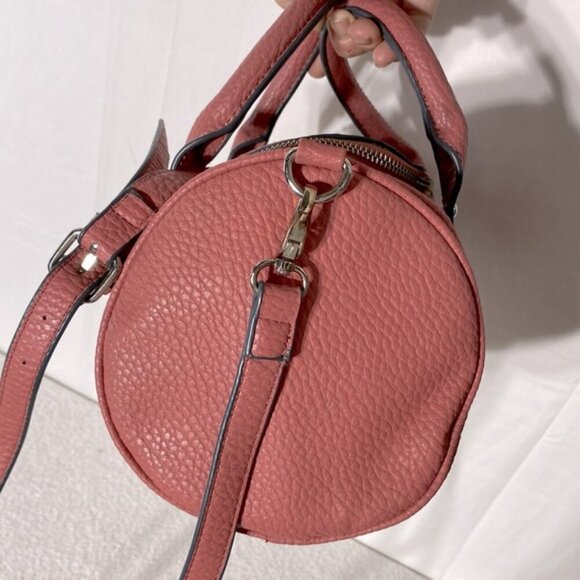 JustFab Pink Faux Pebbled Leather Mini Duffel Bag Cross Body Shoulder Bag Purse - Picture 6 of 13